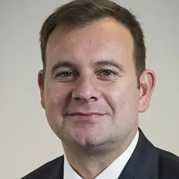 Stewart Lynes